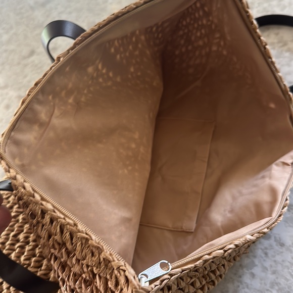 Straw summer tote - Picture 3 of 3